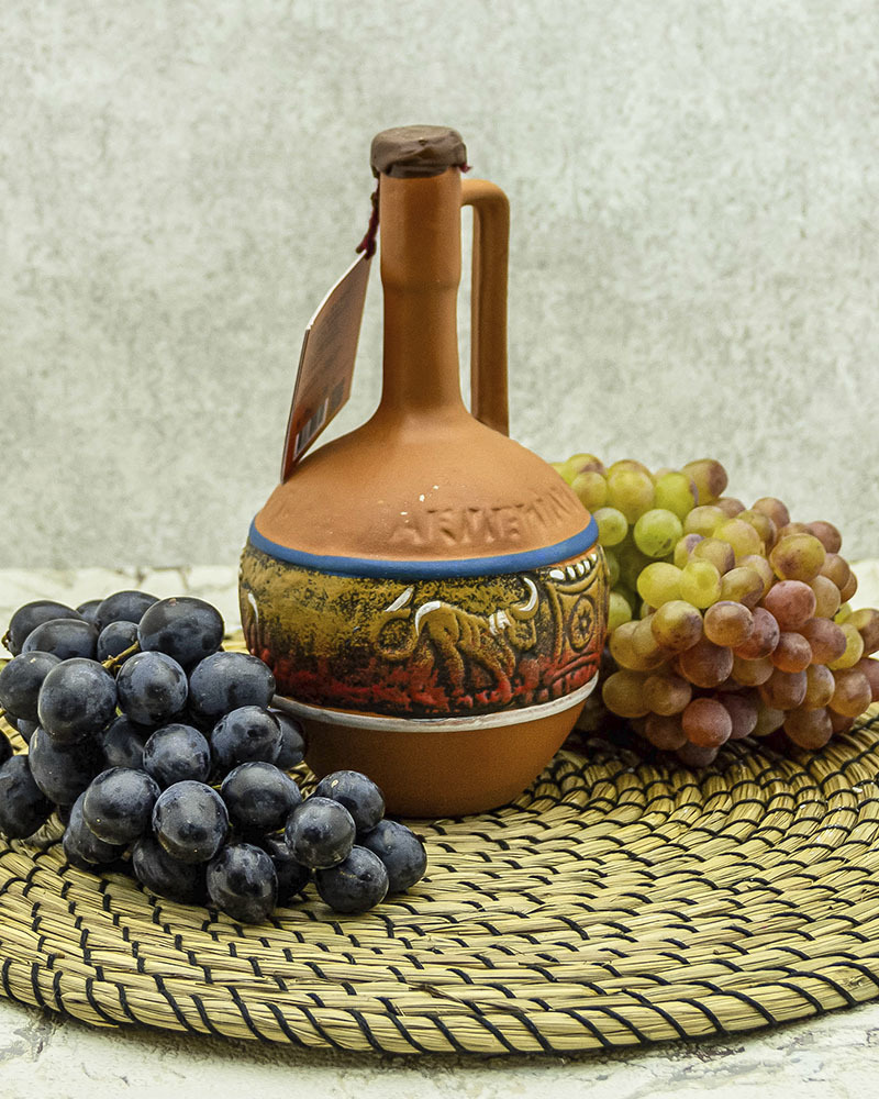 Вино Maran Winery Арени Наирян Красное Сухое в Кувшине 2017 г.у. 14% 0,5 л