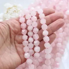 Розовый кварц, граненые бусины, 10 мм, нить, К009