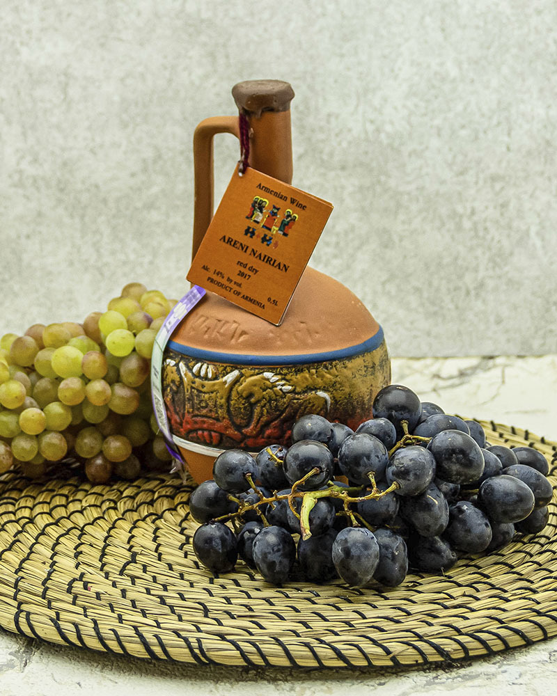 Вино Maran Winery Арени Наирян Красное Сухое в Кувшине 2017 г.у. 14% 0,5 л