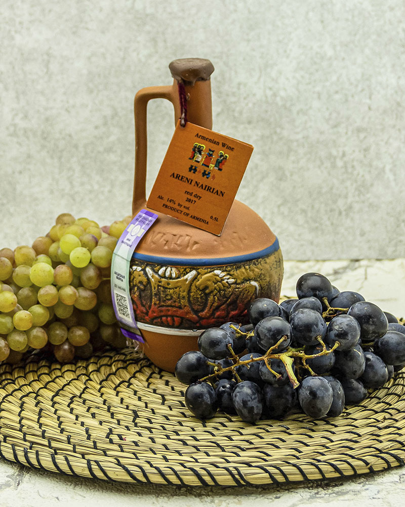 Вино Maran Winery Арени Наирян Красное Сухое в Кувшине 2017 г.у. 14% 0,5 л