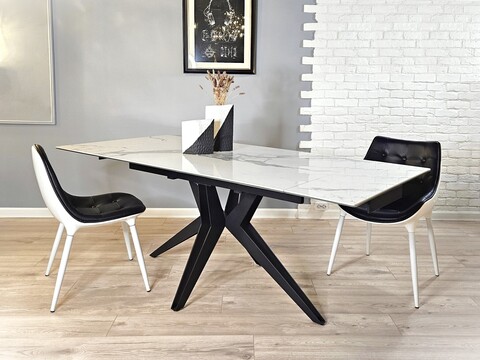 Ваза Black and White Vase A