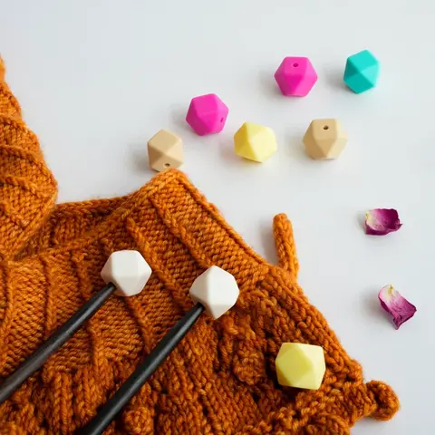 Заглушки для спиц Lotus Yarns Шестигранник бежевый, 1 пара