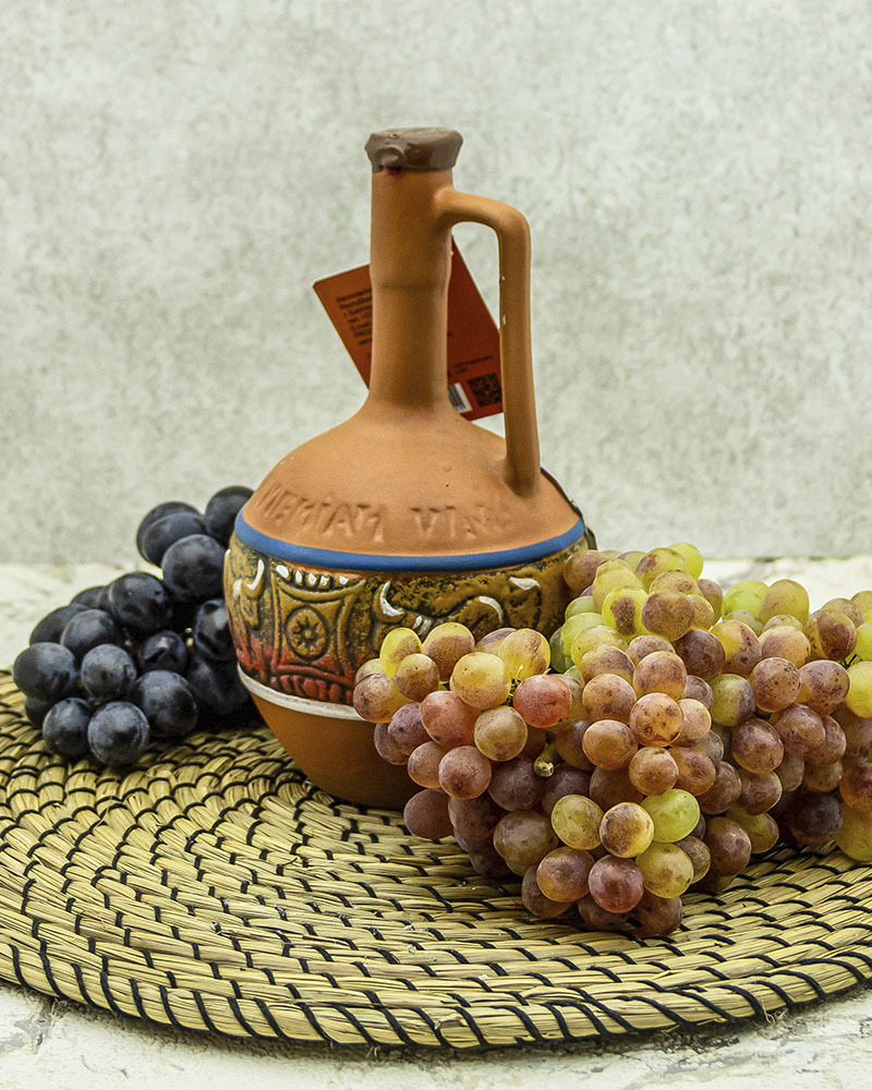 Вино Maran Winery Арени Наирян Красное Сухое в Кувшине 2017 г.у. 14% 0,5 л