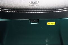 Range Rover Y999YY 4WD (Полноприводный, двухместный)