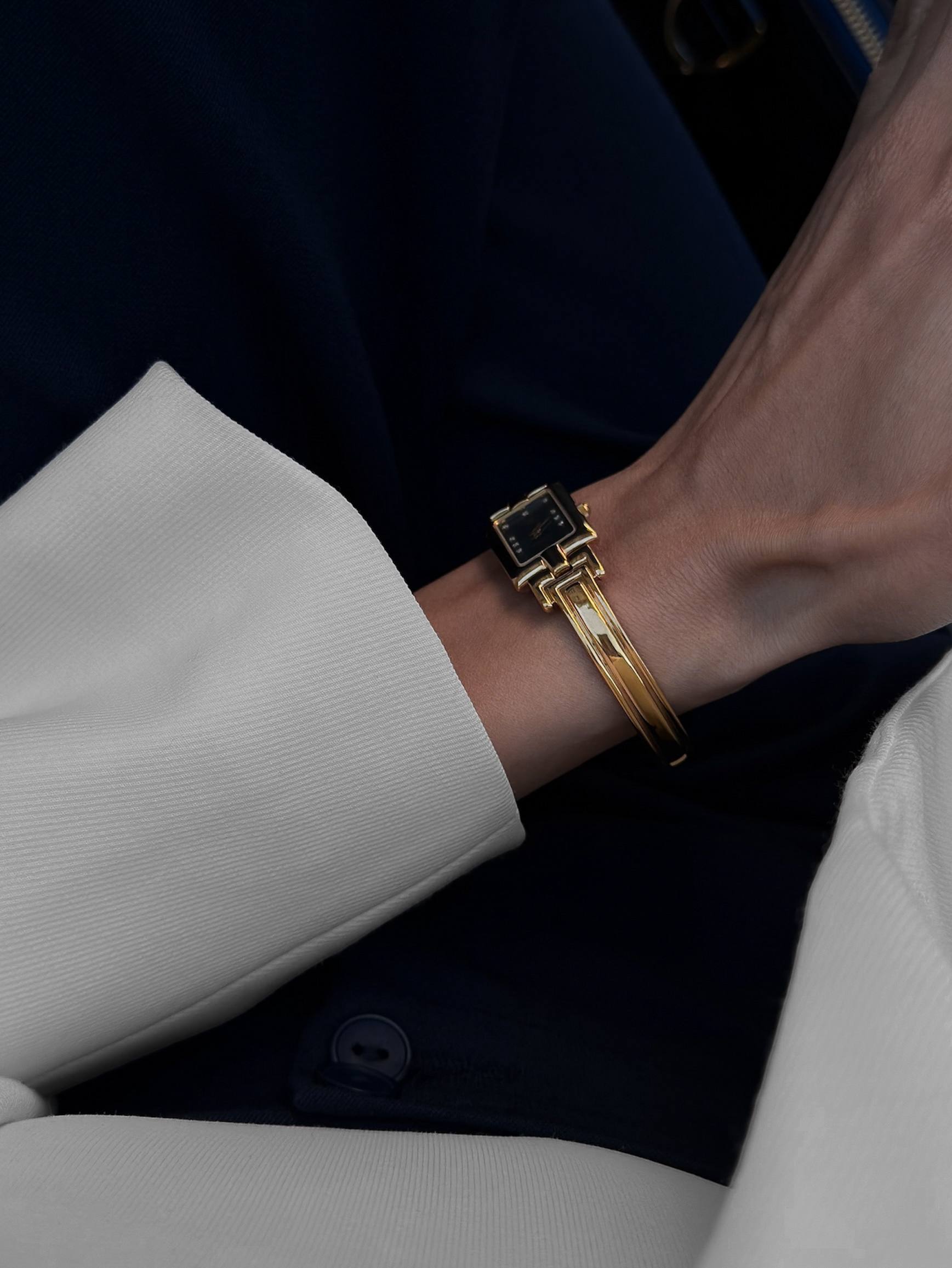 Винтажные часики Givenchy🪨 — фото 3