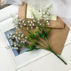 Ландыши искусственные пластиковые, букет 5 веток, микс цвет 3 шт.