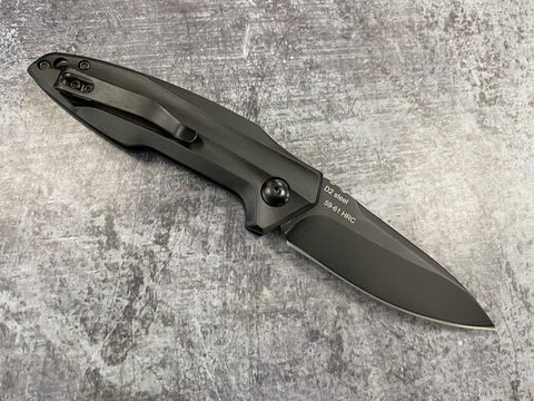 Автоматический нож STINGER BLACK сталь D2 KA003AD2