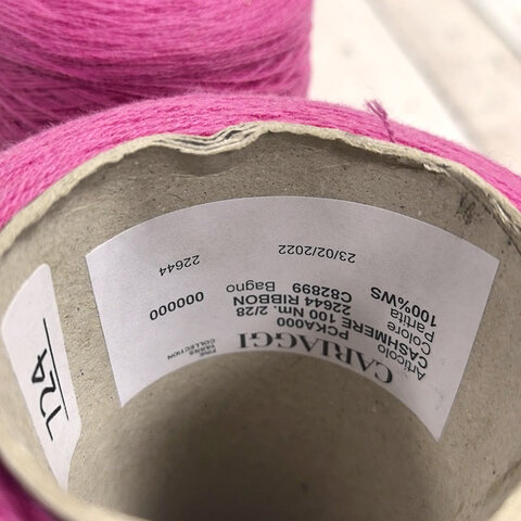 Кашемир кардный CARIAGGI CASHMERE 100 2/28 цикламен