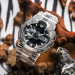 Часы мужские Casio GA-110WLP-7A G-Shock