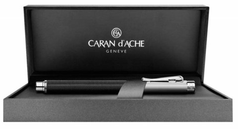 Ручка-роллер Caran d'Ache Varius Ivanhoe Black (4470.082)