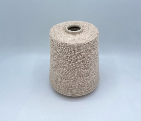Бобинная пряжа (пр.Италия),art-Rugantino 1410м/100гр,100%Шерсть , цвет- Светло бежевый , арт.29406