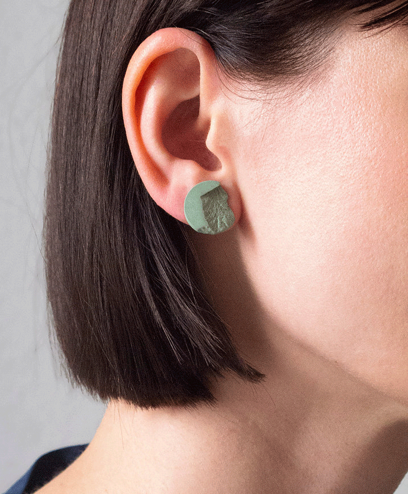 Серьги CURVAS MINI GREEN