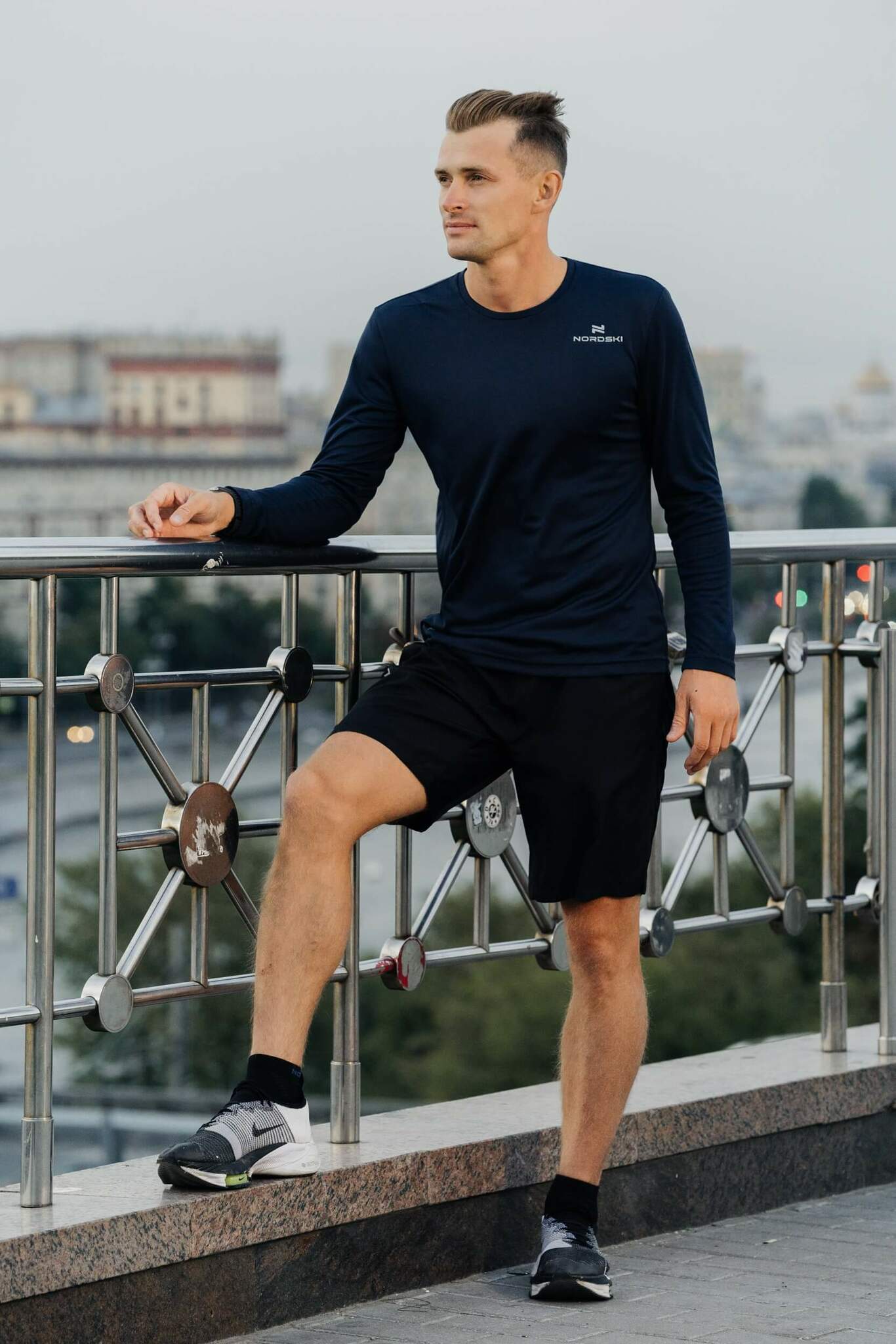 Футболка для бега с длинным рукавом Nordski Run темно-синяя - 12