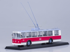 ZIU-682B trolleybus Mosgorstrans museum with operating rod Start Scale Models (SSM) 1:43