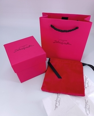 komplekt-podarochnoj-upakovki-schiaparelli-kvadratnaya-dlya-zhestkogo-brasleta-paket-korobka-meshochek