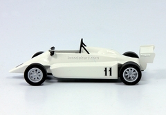 Estonia-21M white 1:43 DeAgostini Auto Legends USSR #127