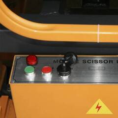 Ножничный подъемник передвижной SJY 500 кг 9 м (сеть 380 В)