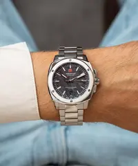 Часы мужские Swiss Military Hanowa SMWGH0007101 Sirius Lightning