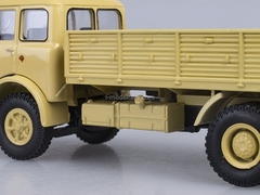 MAZ-500A board yellow 1:43 Nash Avtoprom