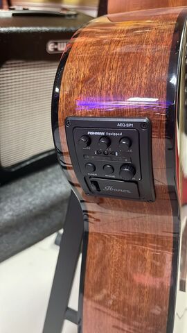 Ibanez AEWC11-DVS электроакустическая гитара