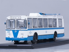 ZIU-682B trolleybus with operating rod blue-white Start Scale Models (SSM) 1:43