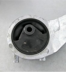 ПОДУШКА ДВИГАТЕЛЯ ПРАВАЯ SONATA ТАГАЗ BETA HYUNDAI / KIA \