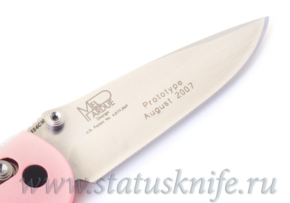 Нож Benchmade 556PNK mini griptilian Prototype