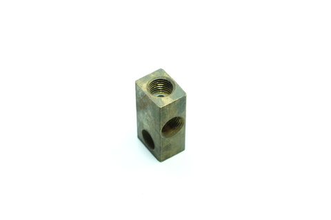 Тройник тормозной задний ГАЗ 24, 69
