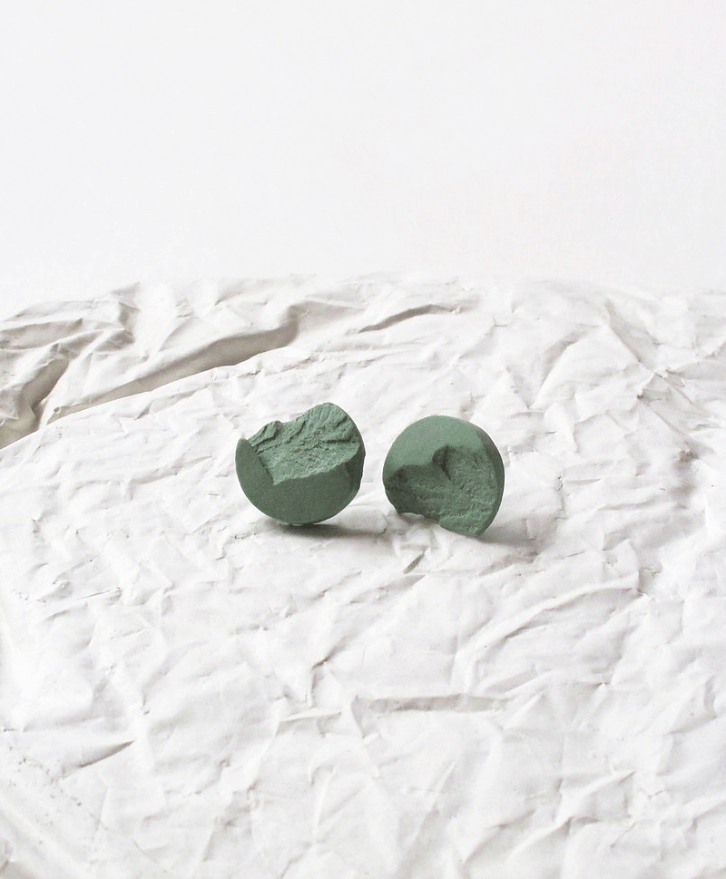 Серьги CURVAS MINI GREEN