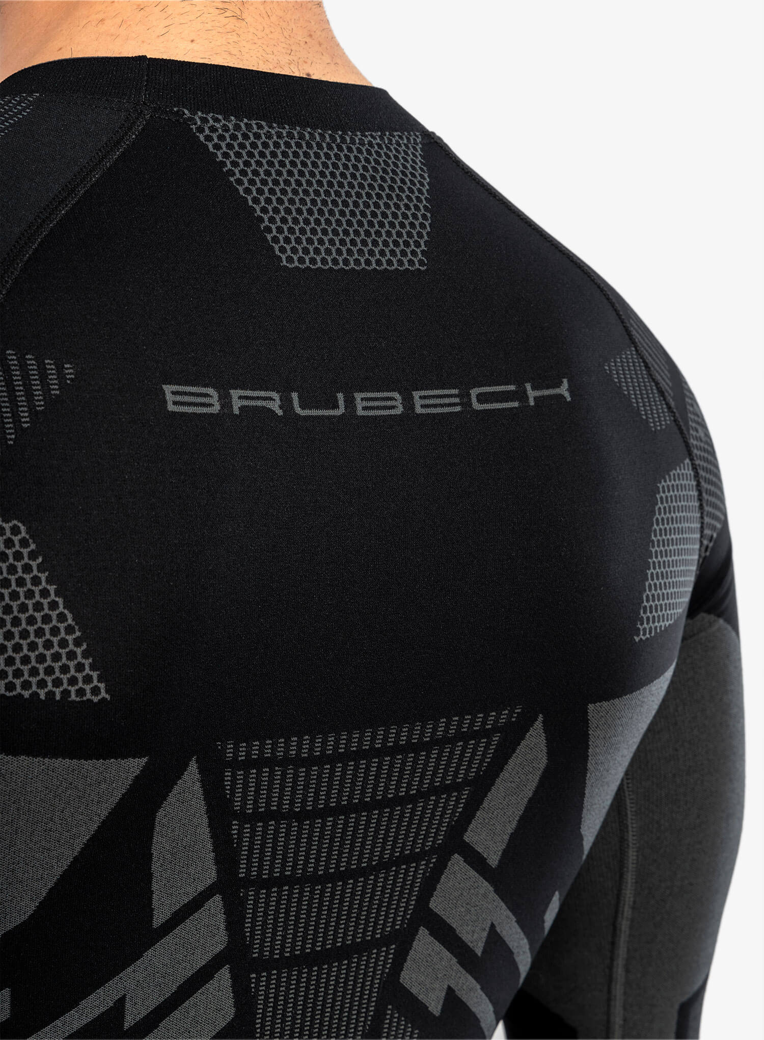 Мужской термолонгслив Brubeck Dry black-graphite - 10