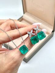 43189- Серьги из серебра с квадратным кварцем цвета параиба