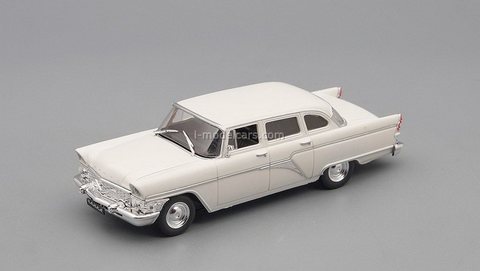 GAZ-13 Seagull 1959 white 1:43 DeAgostini Auto Legends USSR #268