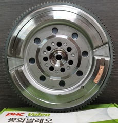 МАХОВИК ДВУХМАССОВЫЙ SANTA FE 10-, SORENTO XM, UM 2,4 THETA МКПП PHC VALEO 240мм 110 зуб (232002G220/HDFW-06/67089)