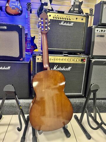 YAMAHA  C40