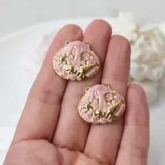Серьги пусеты Ракушки с эмалью, розовый, 22*25 мм, сталь, позолота, СГ039