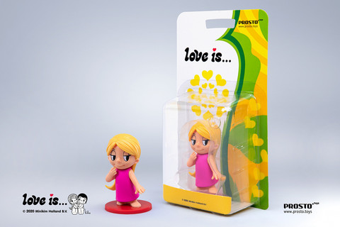 Love is ... фигурка