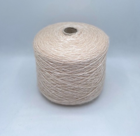 Industria Italiana (пр.Италия),art-James 200 м/100гр, 20%Мохер 20%Полиамид 33%Полиэстер 27%Полиакрил, цвет-Светло-бежевый,неоднотонный. арт-27734