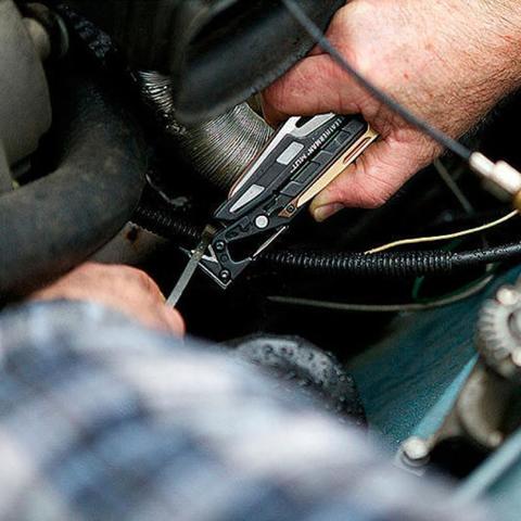 Мультитул Leatherman Mut, 16 функций, нейлоновый чехол (850112N) | Multitool-Leatherman.Ru