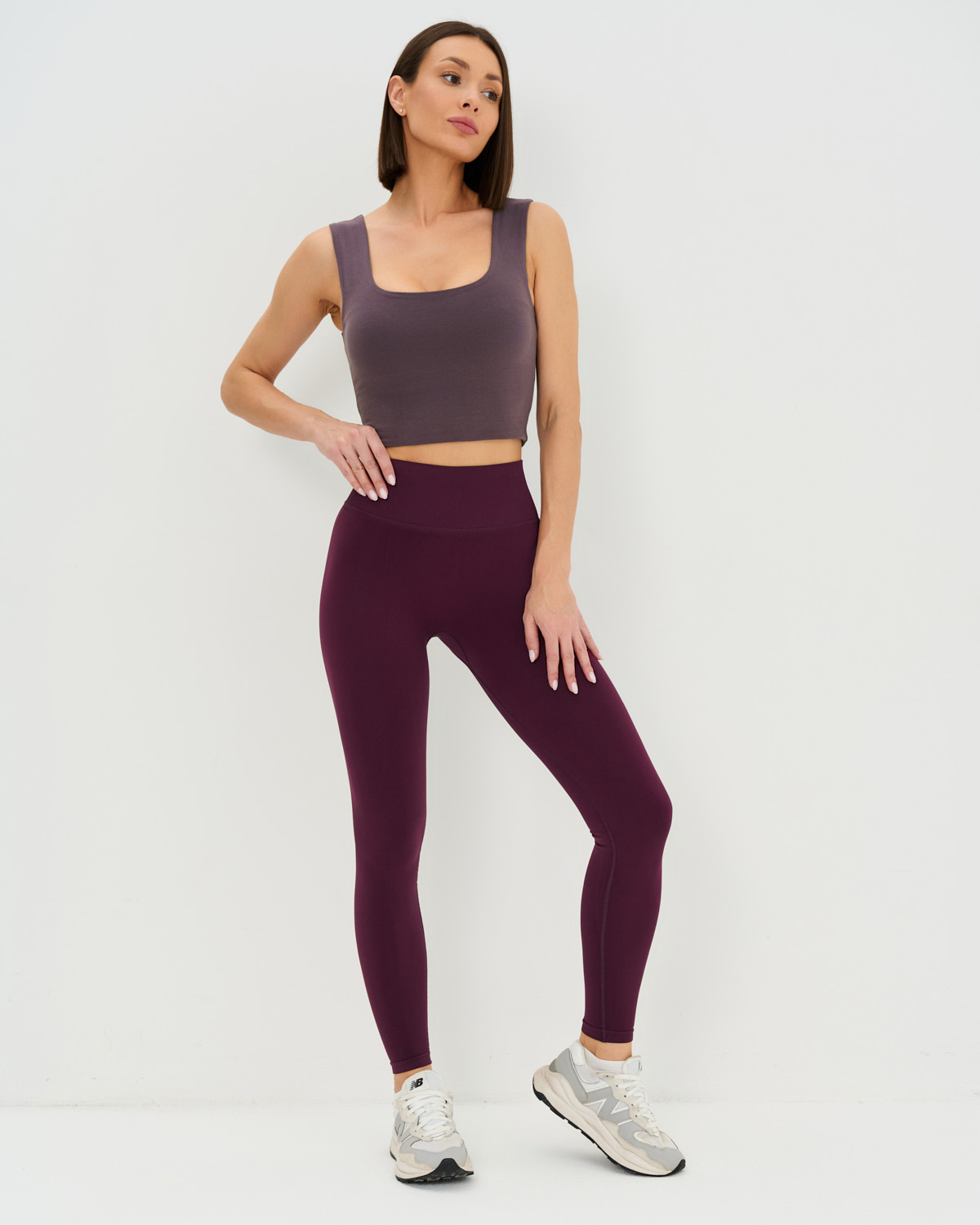 фиолетовый / plum
