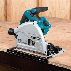 Аккумуляторная дисковая пила Makita DSP600Z