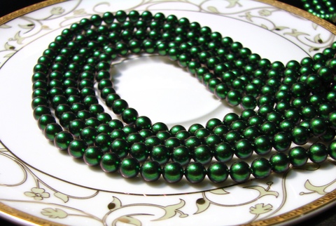 Жемчуг 12 мм Сваровски Scarabaeus Green
