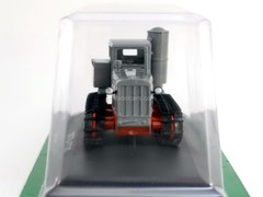 Tractor HTZ-T2G 1938 year 1:43 Hachette #22