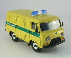 UAZ-3741 Collectors 1:43 Agat Mossar Tantal