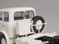 MAZ-5429 white 1:43 Nash Avtoprom
