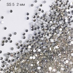 Стразы белые Crystal Swarovski SS5 (2 мм)