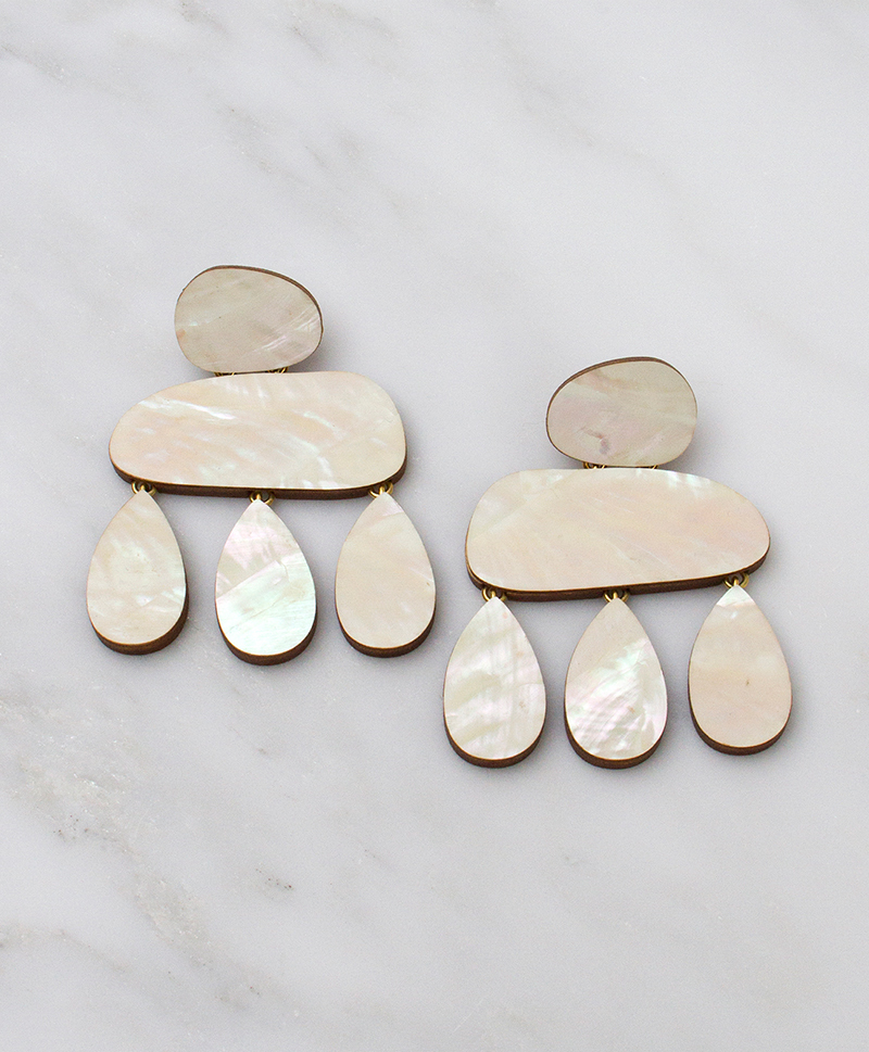 Cloud-Earrings-Mother-of-Pearl