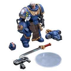 Фигурка Warhammer 40K Ultramarines Lieutenant with Power Fist