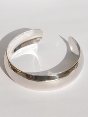 Зеркало 1,7 (серебряный браслет)