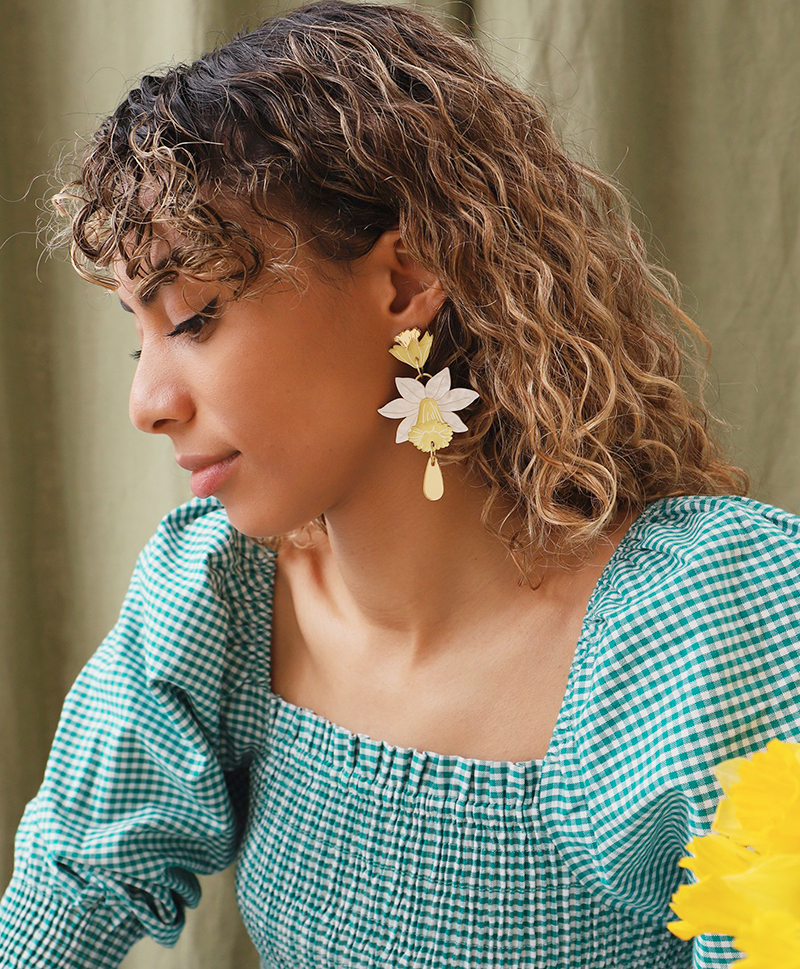 Серьги Daffodil Statement Earrings
