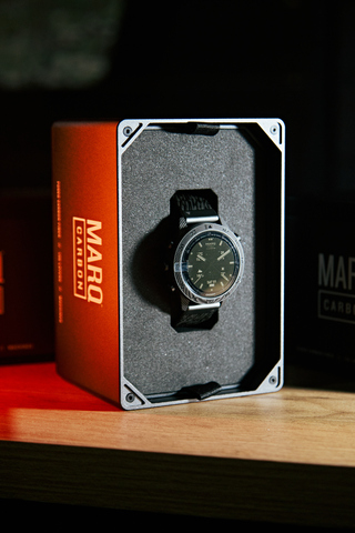 GARMIN MARQ COMMANDER (GEN 2) - CARBON EDITION